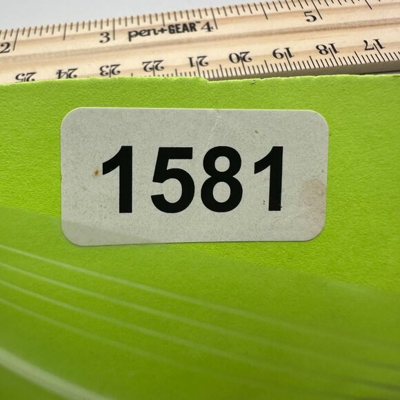 Golden Hour Nurse Watch Women Silver Tone Grey Silicone Band New Battery - Picture 14 of 14